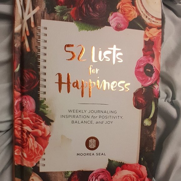 New Book 52 Lists for Happiness Weekly Journal by Moorea Seal 💫 - Picture 1 of 7